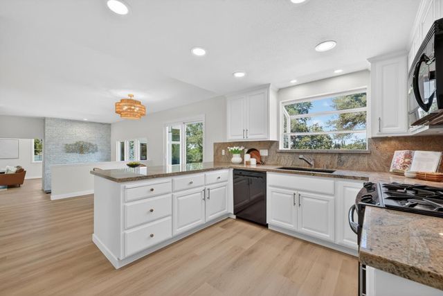 3105 Sunset Hill Rd, Rocklin, CA 95677