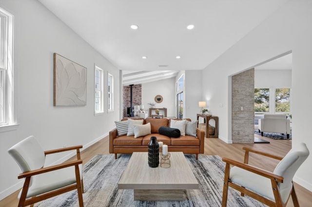 3105 Sunset Hill Rd, Rocklin, CA 95677