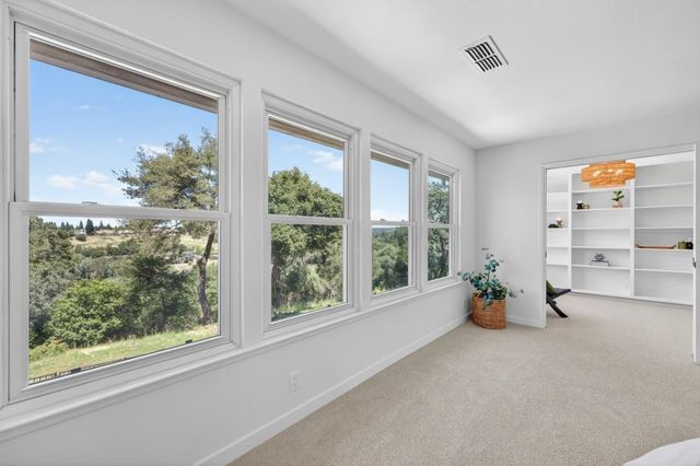 3105 Sunset Hill Rd, Rocklin, CA 95677