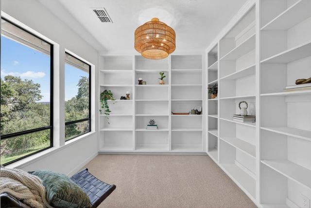 3105 Sunset Hill Rd, Rocklin, CA 95677