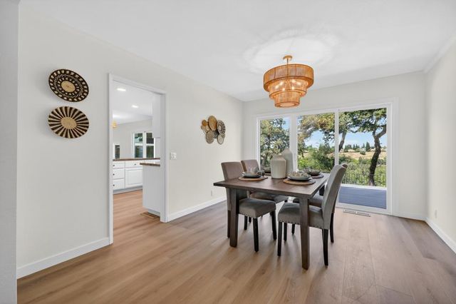 3105 Sunset Hill Rd, Rocklin, CA 95677
