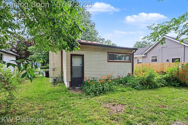 2139 Romeo Street, Ferndale, MI 48220