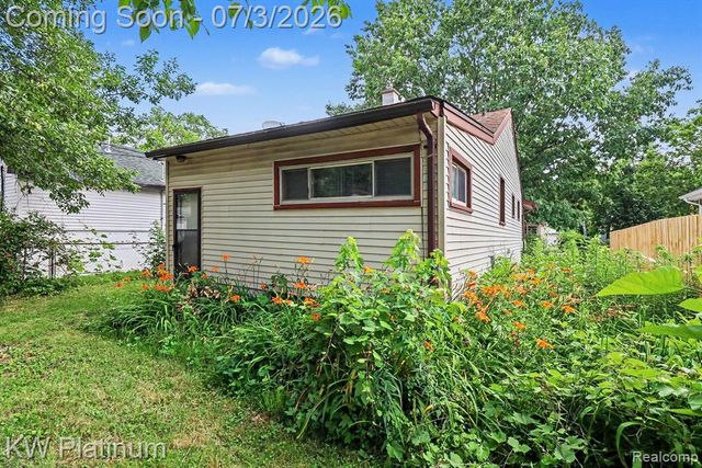 2139 Romeo Street, Ferndale, MI 48220