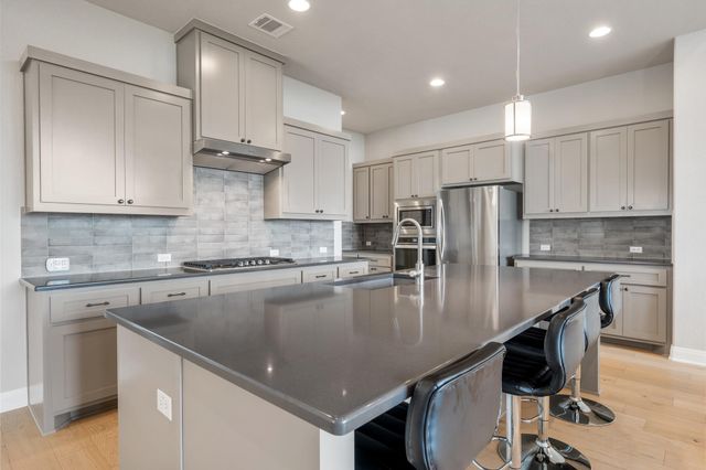 510 Elworth PATH, Austin, TX 78738