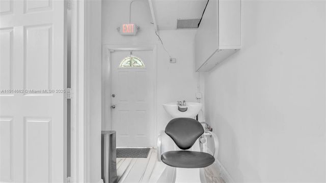 333 Almeria Ave, Coral Gables, FL 33134