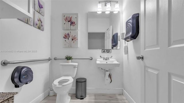 333 Almeria Ave, Coral Gables, FL 33134