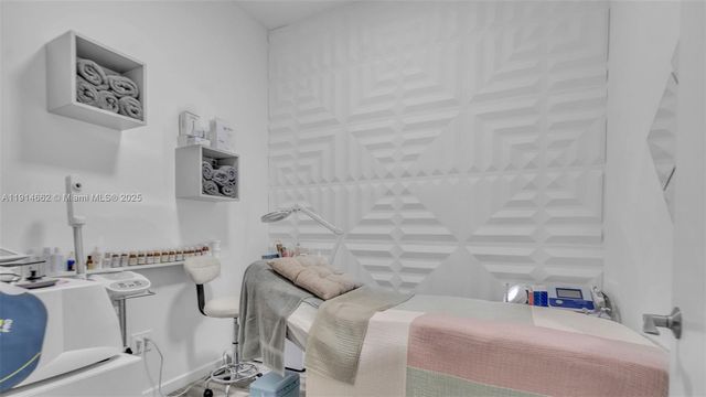 333 Almeria Ave, Coral Gables, FL 33134