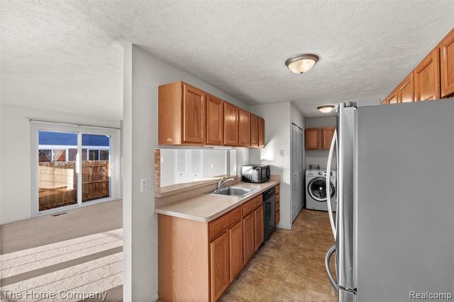 23639 Stonehenge Boulevard, Novi, MI 48375