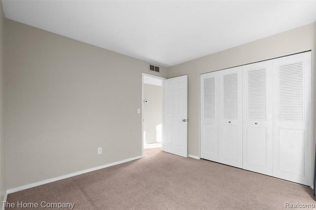 23639 Stonehenge Boulevard, Novi, MI 48375