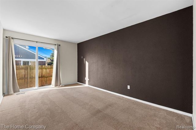 23639 Stonehenge Boulevard, Novi, MI 48375