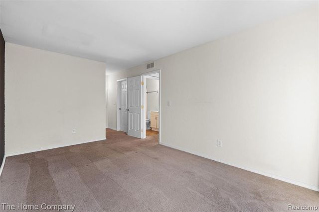 23639 Stonehenge Boulevard, Novi, MI 48375