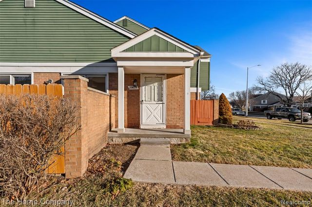 23639 Stonehenge Boulevard, Novi, MI 48375