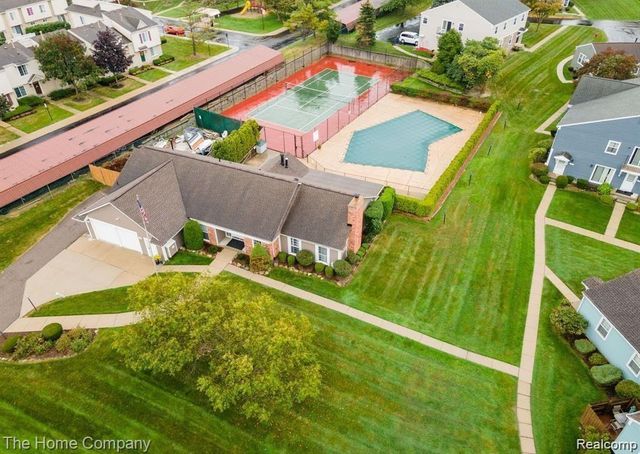 23639 Stonehenge Boulevard, Novi, MI 48375