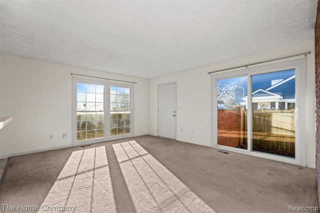 23639 Stonehenge Boulevard, Novi, MI 48375