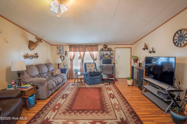 10278 Nc-33, Whitakers, NC 27891
