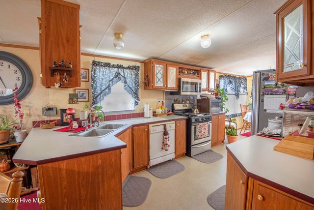 10278 Nc-33, Whitakers, NC 27891