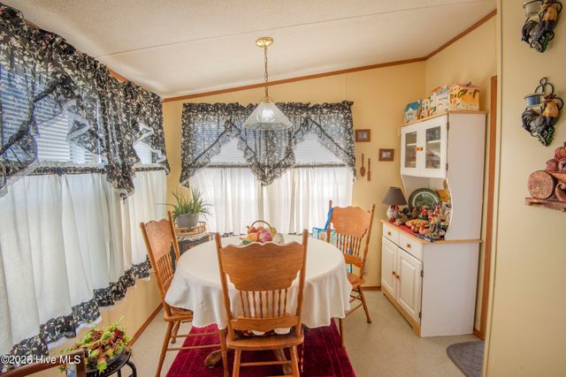 10278 Nc-33, Whitakers, NC 27891