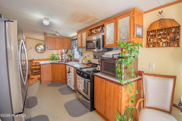 10278 Nc-33, Whitakers, NC 27891