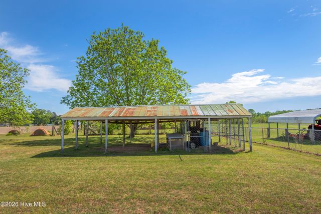 10278 Nc-33, Whitakers, NC 27891