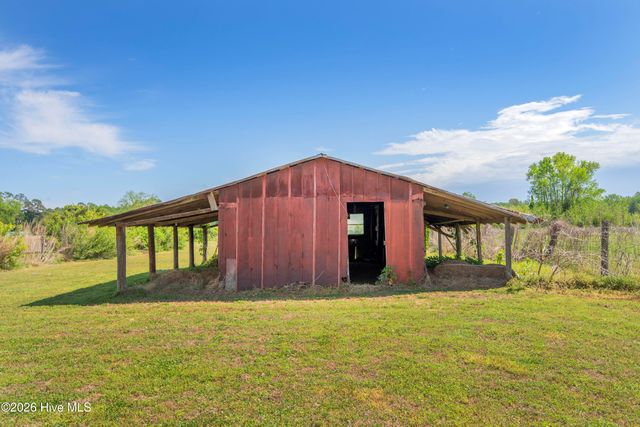 10278 Nc-33, Whitakers, NC 27891
