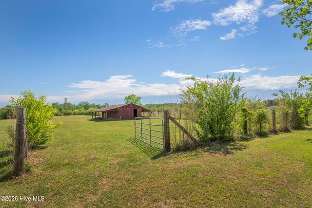 10278 Nc-33, Whitakers, NC 27891