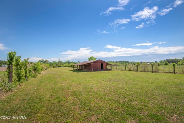 10278 Nc-33, Whitakers, NC 27891