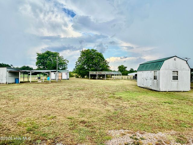 10278 Nc-33, Whitakers, NC 27891