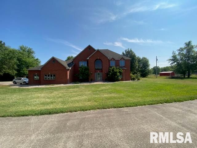 12863 Bowling Alley Road, Benton, IL 62812