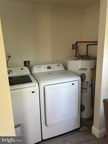 310 FRAZER PL, Front Royal, VA 22630