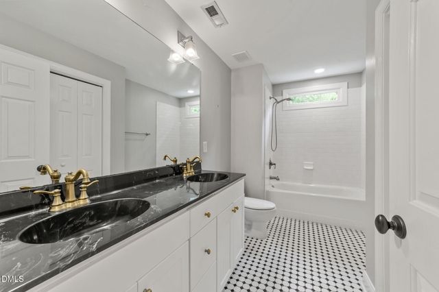 513 Lake Gaston Drive, Fuquay Varina, NC 27526