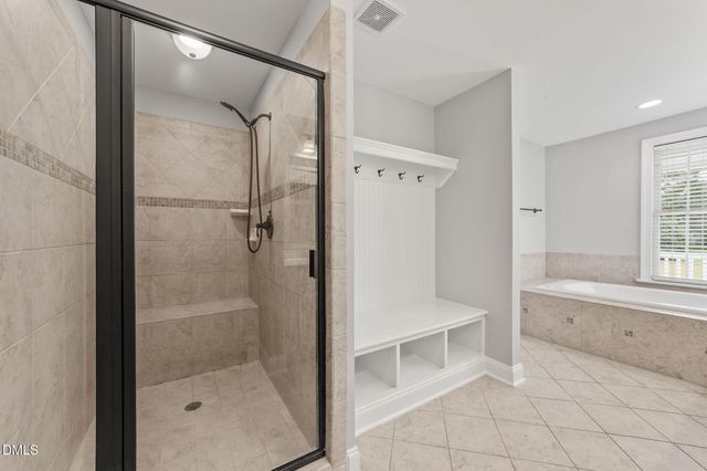 513 Lake Gaston Drive, Fuquay Varina, NC 27526