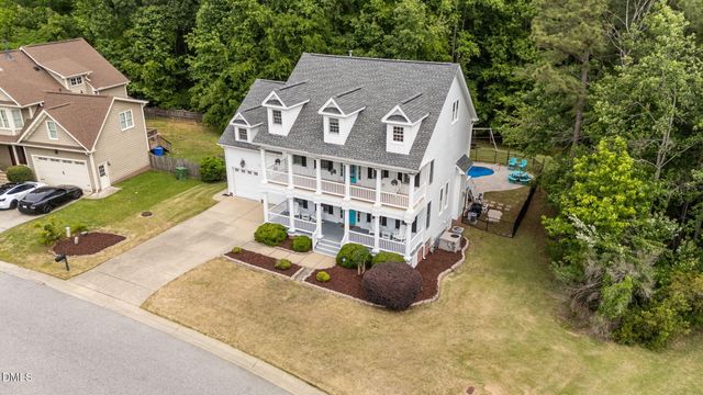 513 Lake Gaston Drive, Fuquay Varina, NC 27526