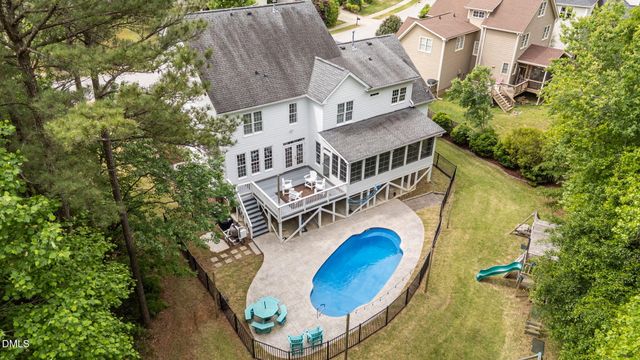 513 Lake Gaston Drive, Fuquay Varina, NC 27526