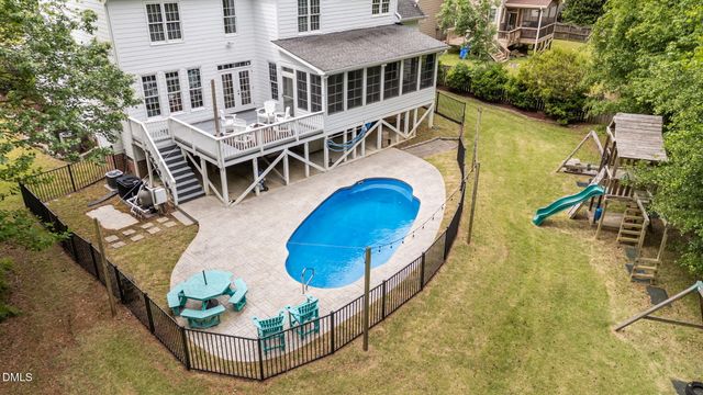 513 Lake Gaston Drive, Fuquay Varina, NC 27526