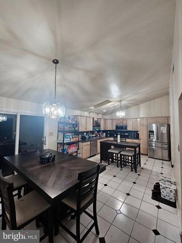 1125 ASHBOURNE DR, Reading, PA 19605