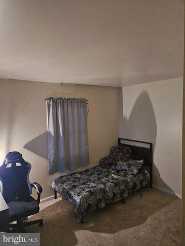 1125 ASHBOURNE DR, Reading, PA 19605