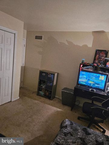 1125 ASHBOURNE DR, Reading, PA 19605