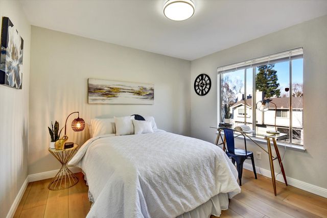 2547 Easton Ln 18, San Jose, CA 95133