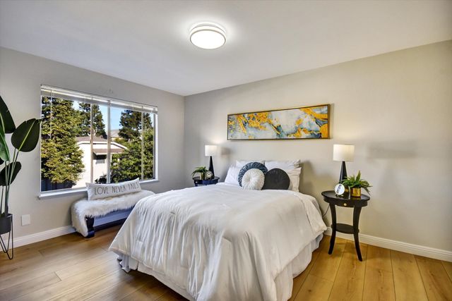 2547 Easton Ln 18, San Jose, CA 95133