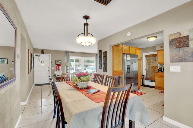 3159 Riddle Rd, West Palm Beach, FL 33406