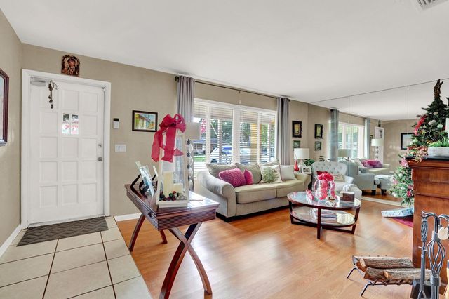 3159 Riddle Rd, West Palm Beach, FL 33406