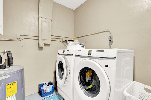 3159 Riddle Rd, West Palm Beach, FL 33406