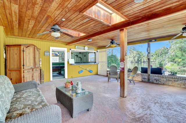 3159 Riddle Rd, West Palm Beach, FL 33406