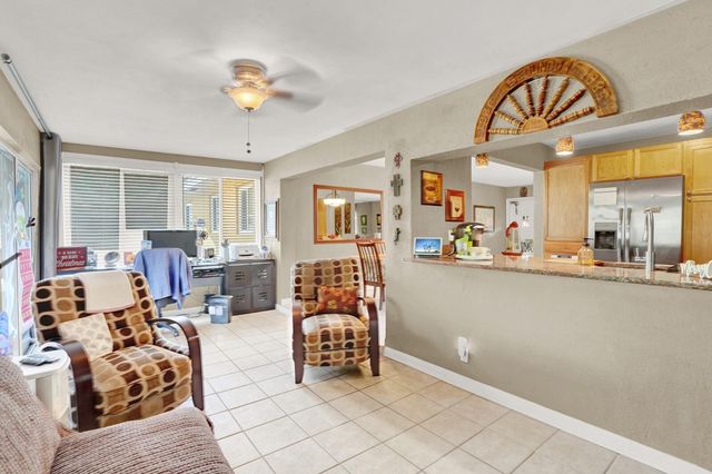 3159 Riddle Rd, West Palm Beach, FL 33406