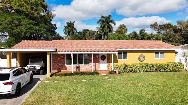 3159 Riddle Rd, West Palm Beach, FL 33406