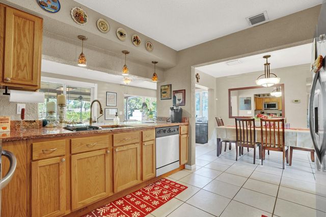 3159 Riddle Rd, West Palm Beach, FL 33406