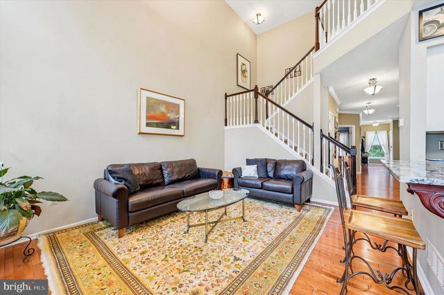 4 LINCOLN DR, Downingtown, PA 19335