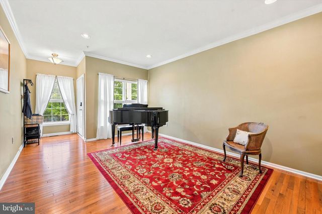 4 LINCOLN DR, Downingtown, PA 19335
