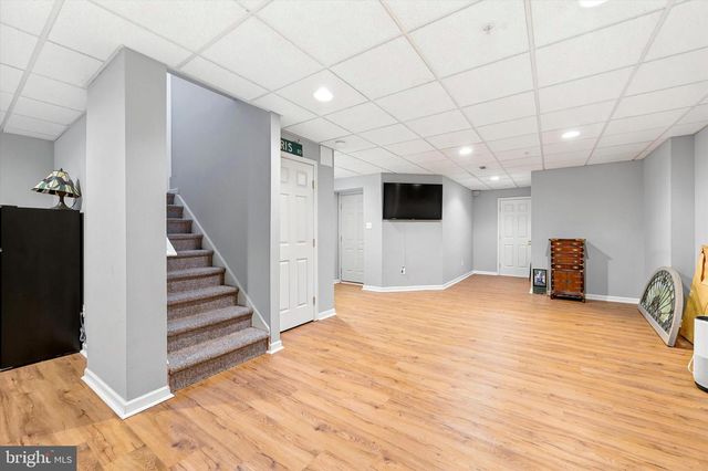 4 LINCOLN DR, Downingtown, PA 19335
