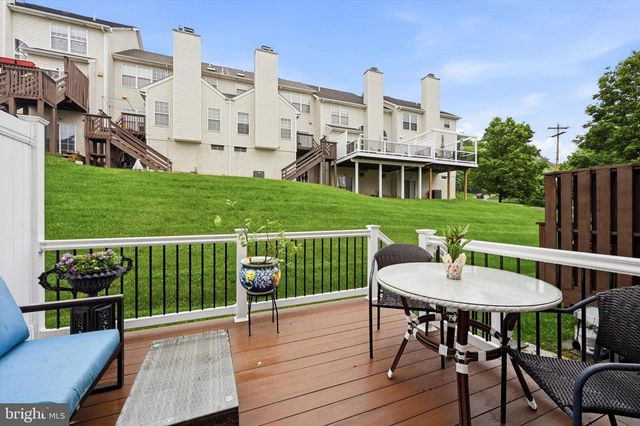 4 LINCOLN DR, Downingtown, PA 19335